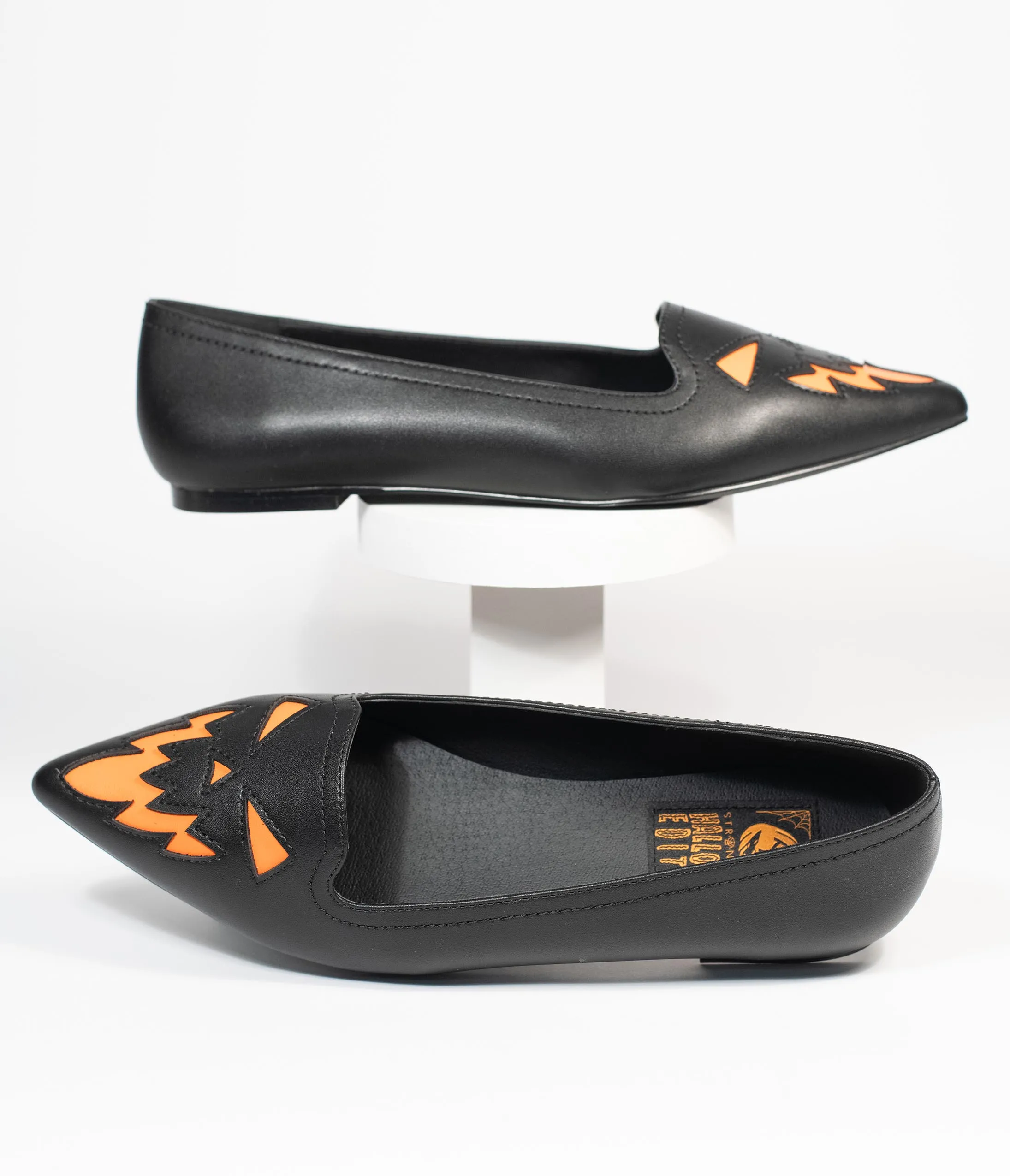 Black Leatherette Pumpkin Pointed Flats